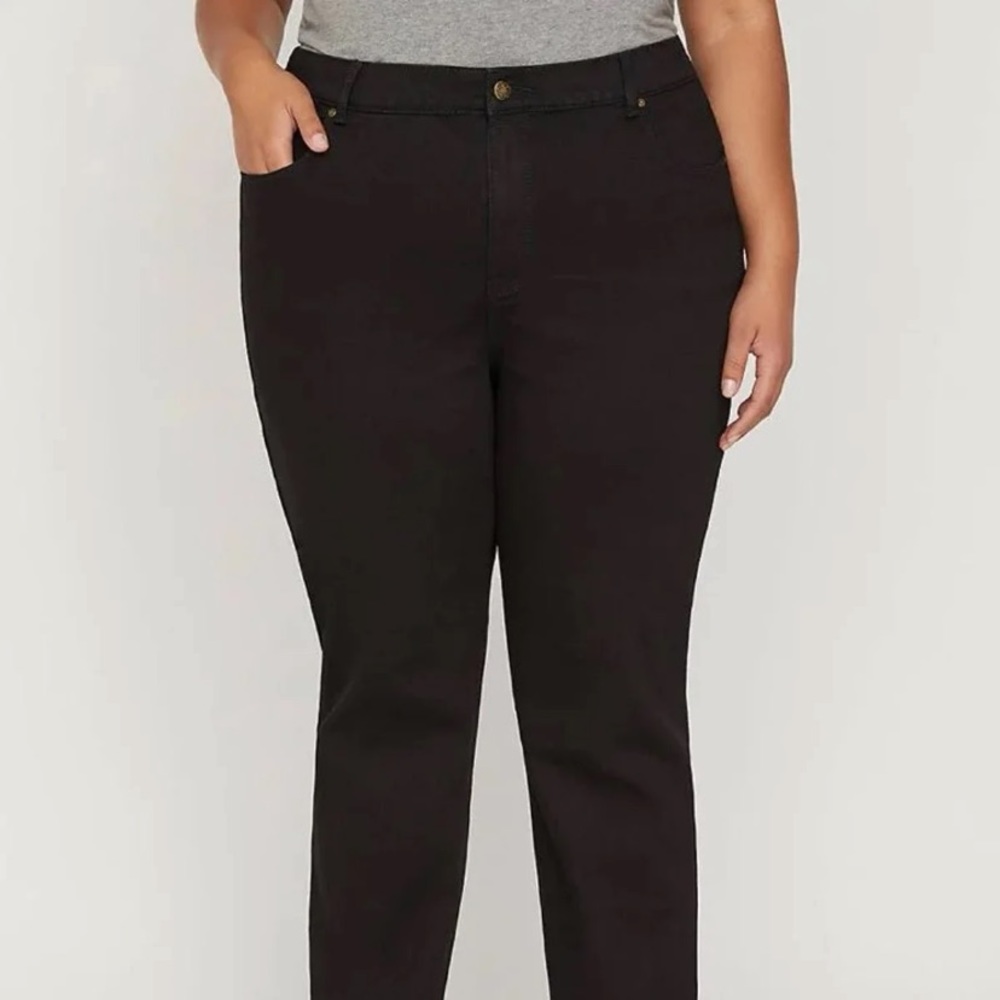 34W NEW Catherines black jeans Originally $60